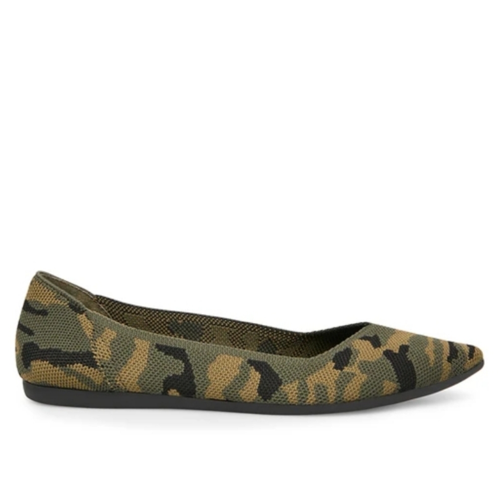 Steven by Steve Madden Rosy Camouflage Flats
